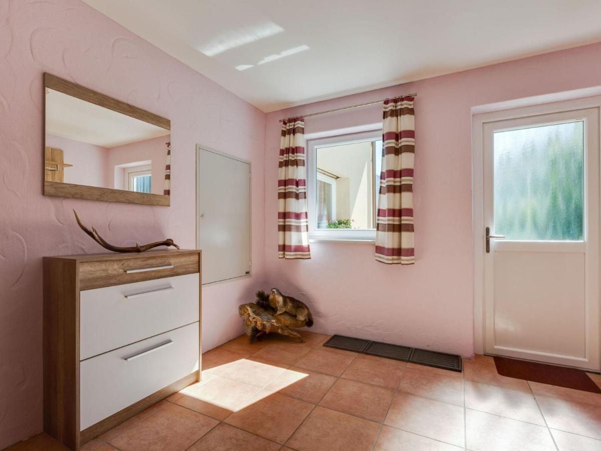 Bright Flat Close To The Ski Area Piesendorf Bagian luar foto