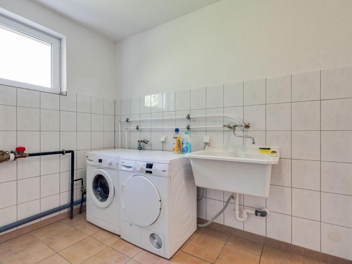 Bright Flat Close To The Ski Area Piesendorf Bagian luar foto