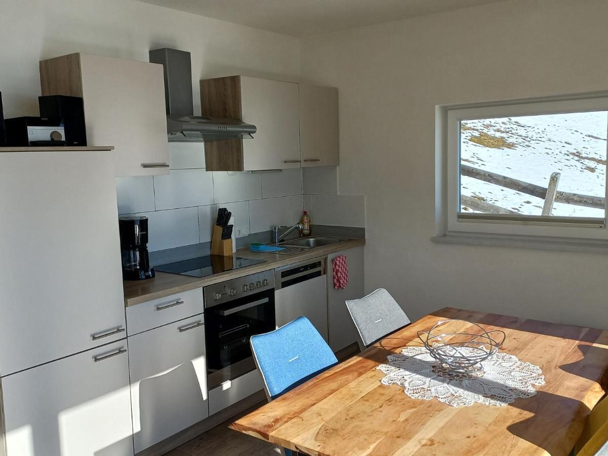 Bright Flat Close To The Ski Area Piesendorf Bagian luar foto